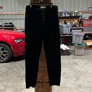 Very good condition. Non smoking home